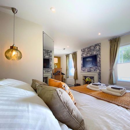 Hambrook House Canterbury - New Luxury Guest House With Espa Spa Complex 외부 사진