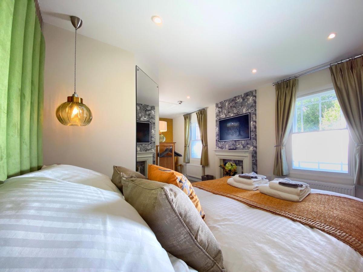 Hambrook House Canterbury - New Luxury Guest House With Espa Spa Complex 외부 사진