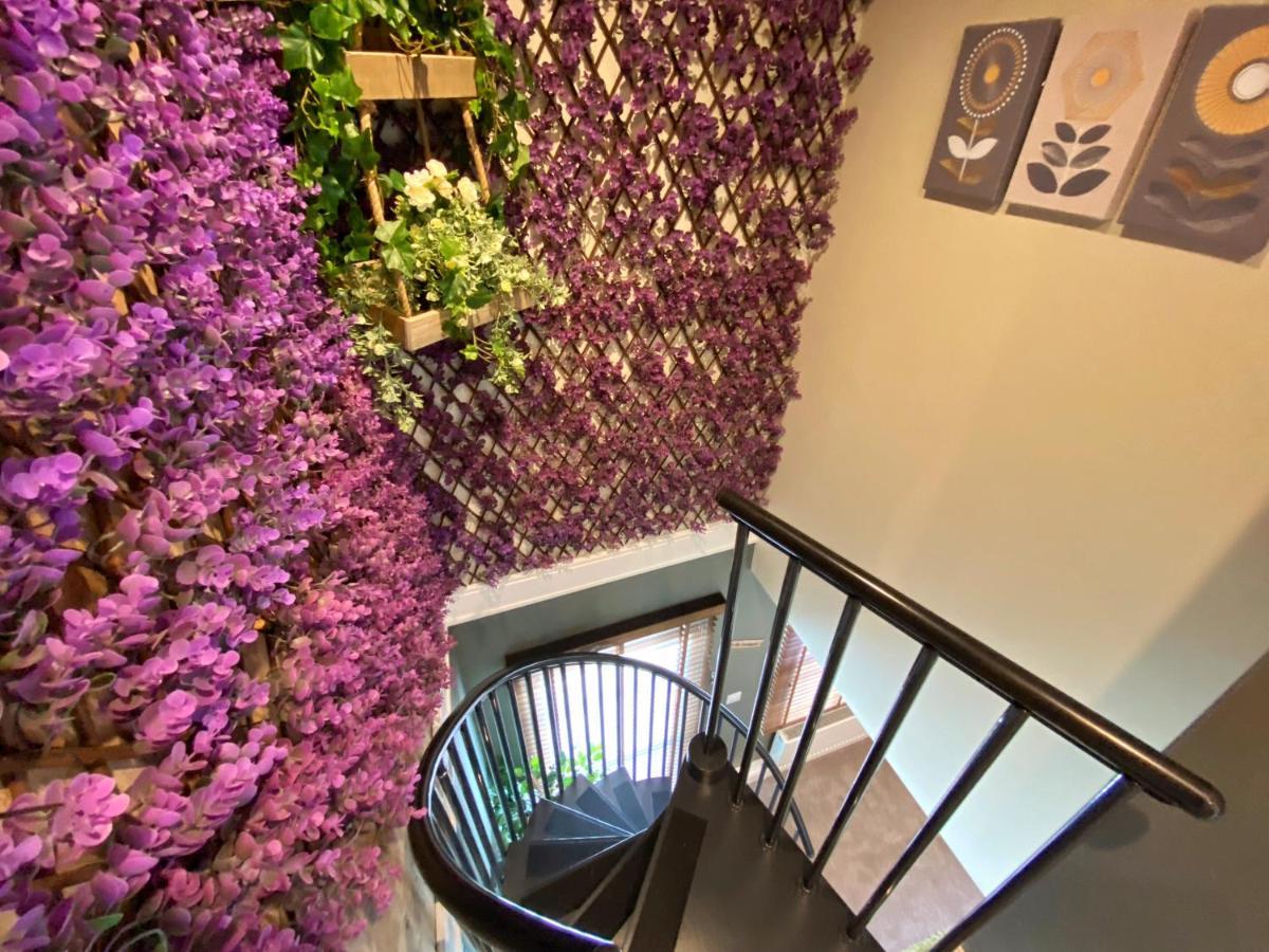 Hambrook House Canterbury - New Luxury Guest House With Espa Spa Complex 외부 사진