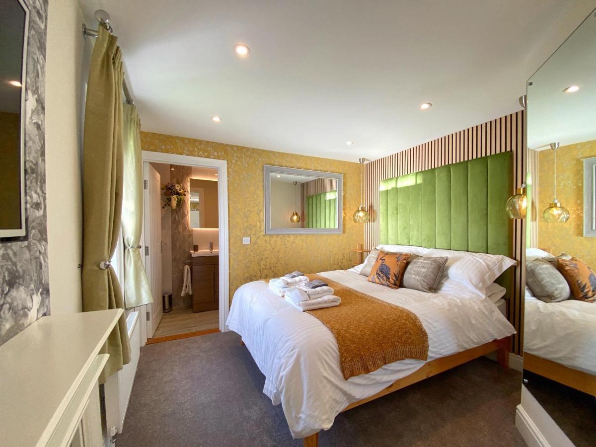 Hambrook House Canterbury - New Luxury Guest House With Espa Spa Complex 외부 사진