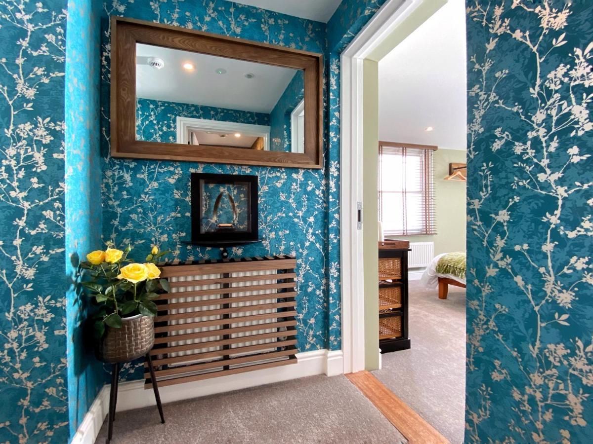 Hambrook House Canterbury - New Luxury Guest House With Espa Spa Complex 외부 사진
