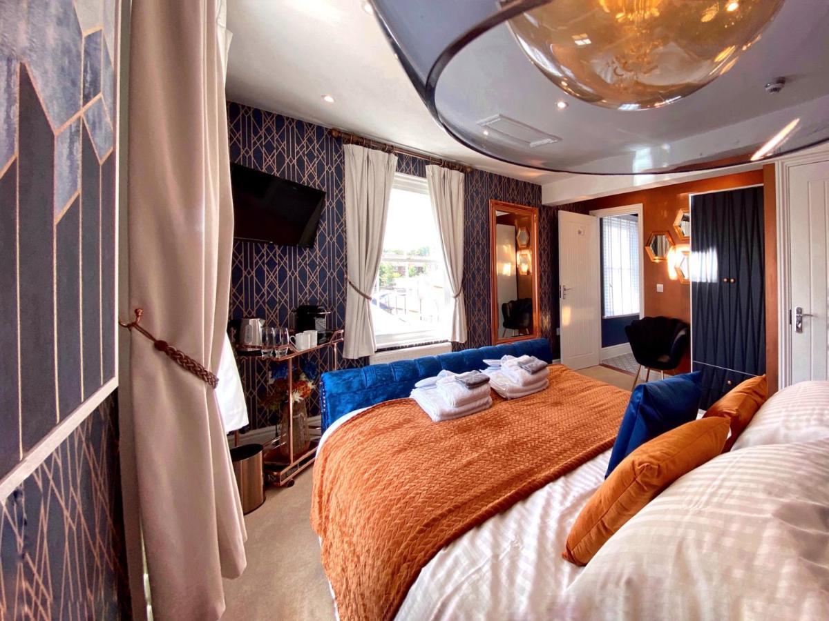 Hambrook House Canterbury - New Luxury Guest House With Espa Spa Complex 외부 사진