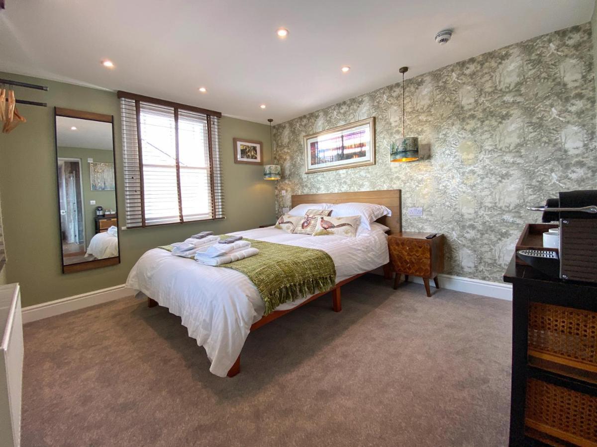 Hambrook House Canterbury - New Luxury Guest House With Espa Spa Complex 외부 사진