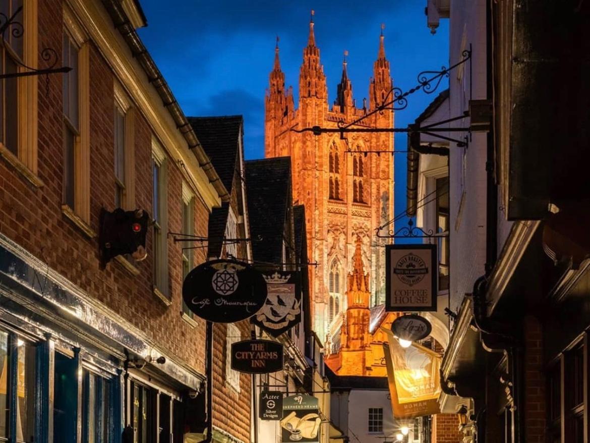 Hambrook House Canterbury - New Luxury Guest House With Espa Spa Complex 외부 사진