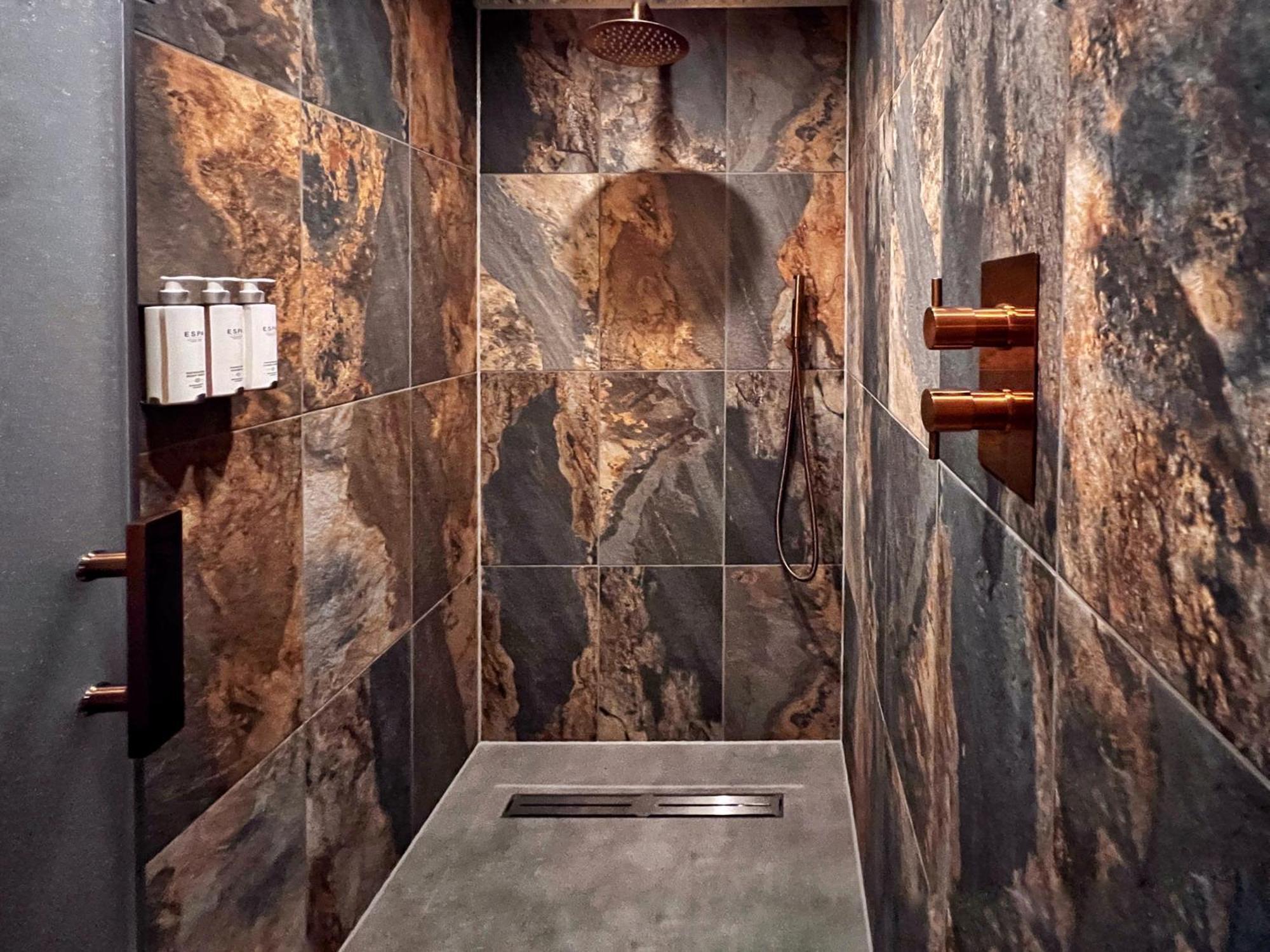 Hambrook House Canterbury - New Luxury Guest House With Espa Spa Complex 외부 사진